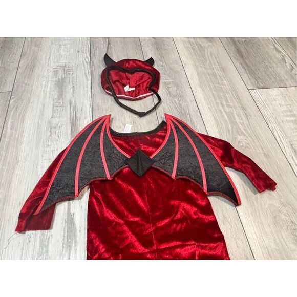Red baby devil costume size 6-12 months - Picture 8 of 9